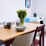 Living Lu - Cosy Three - Naehe Mannheim - Basf - Netflix - 3 *