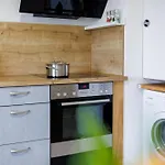 Living Lu - Cosy Three - Naehe Mannheim - Basf - Netflix - 3 *