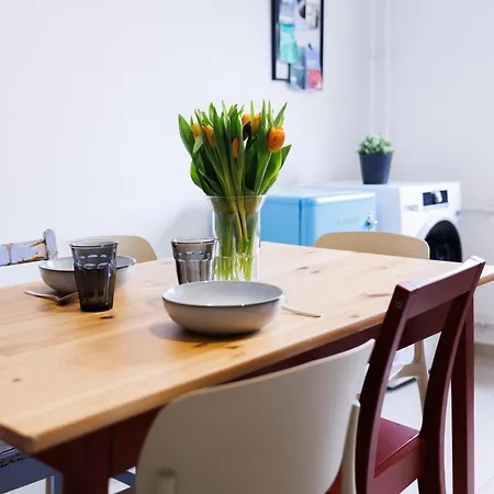 Living Lu - Cosy Three - Naehe Mannheim - Basf - Netflix - 3 *