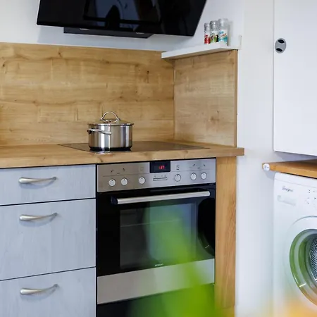 Living Lu - Cosy Three - Naehe Mannheim - Basf - Netflix - 3 *