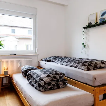 Living Lu - Cosy Three - Naehe Mannheim - Basf - Netflix - 3 *